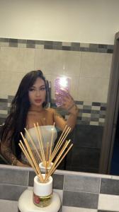 631368918: Chica busca chico en Málaga