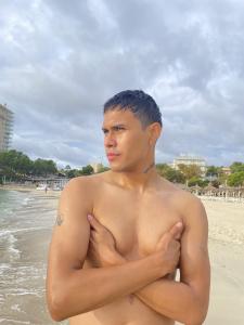 647088787: Chico busca chica en Mallorca