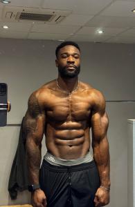 637155115: Chico busca chica en Málaga