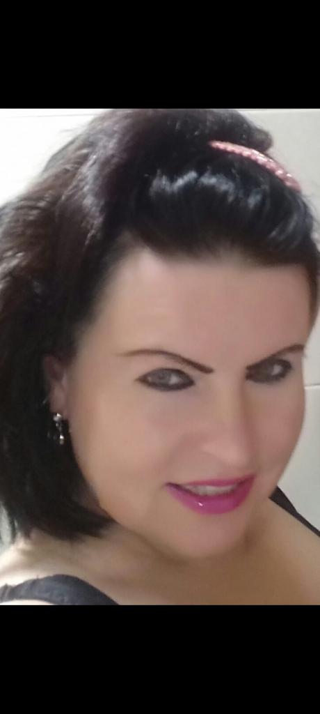 639772782: Chica busca chico en Navarra