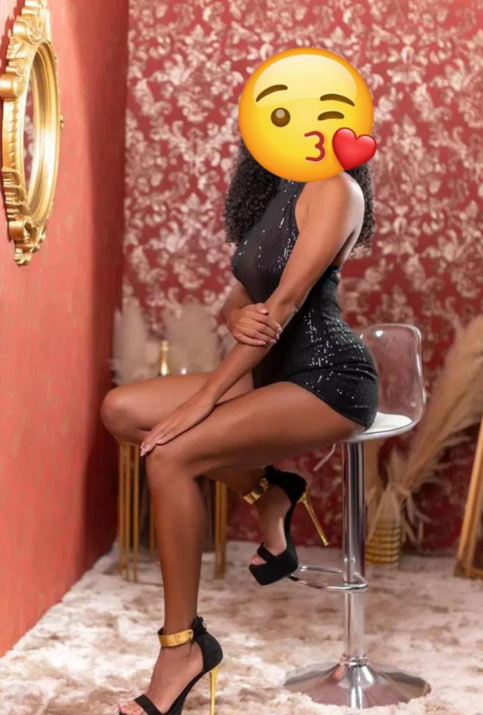 Chica busca chico en Orense: 