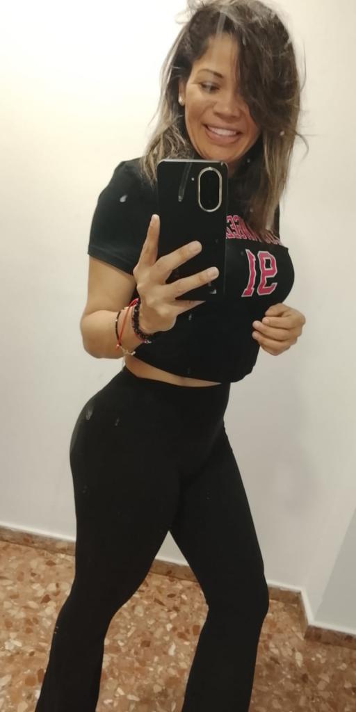 Chica busca chico en Alicante: 