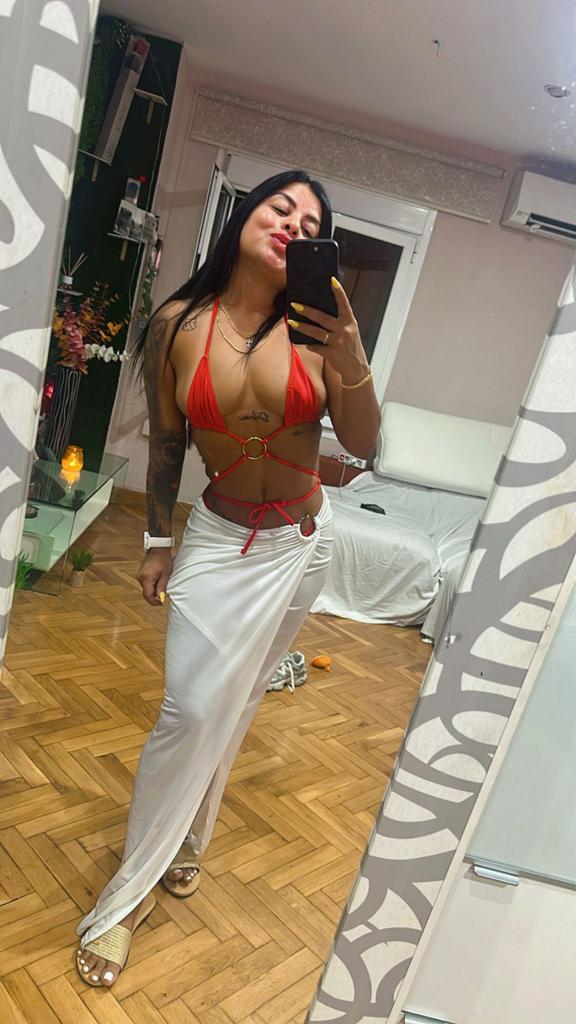 Chica busca chico en Tenerife: 