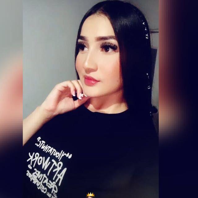 Chica busca chico en Tenerife: 