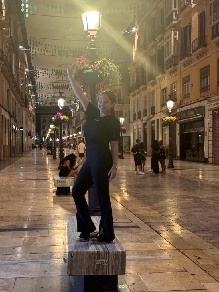 631293213: Chica busca chico en Cantabria