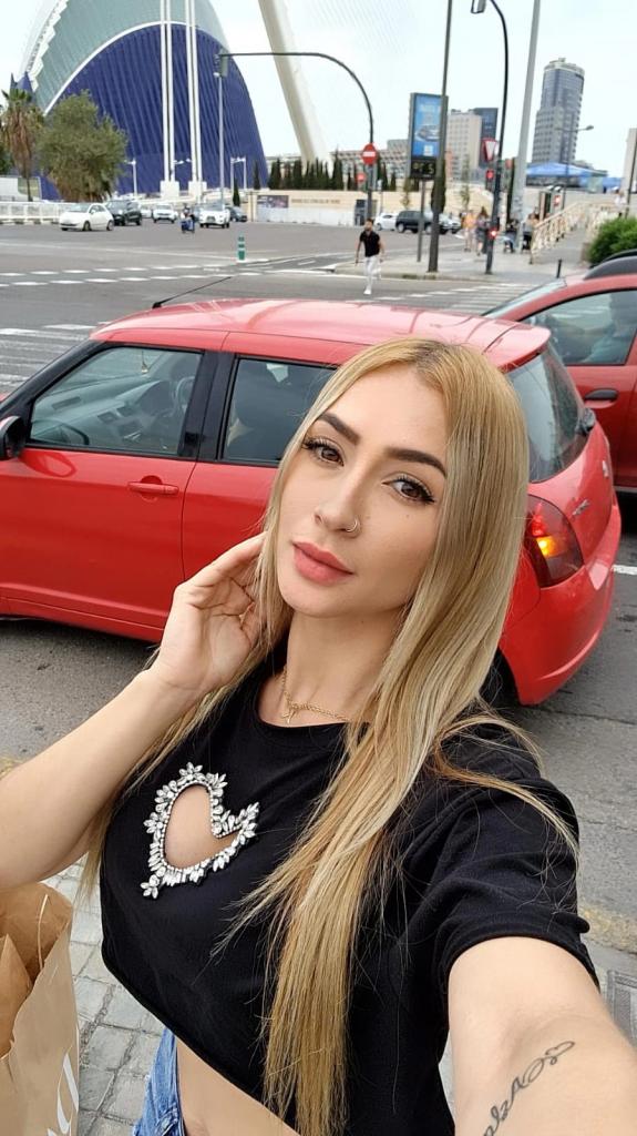 Chica busca chico en Barcelona: 