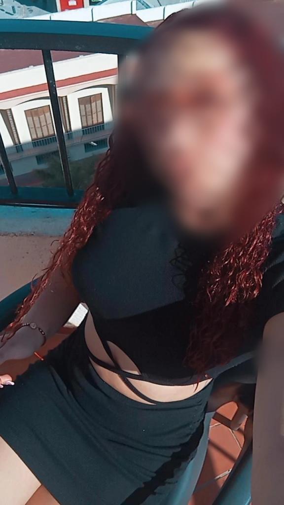 Chica busca chico en Granada: 