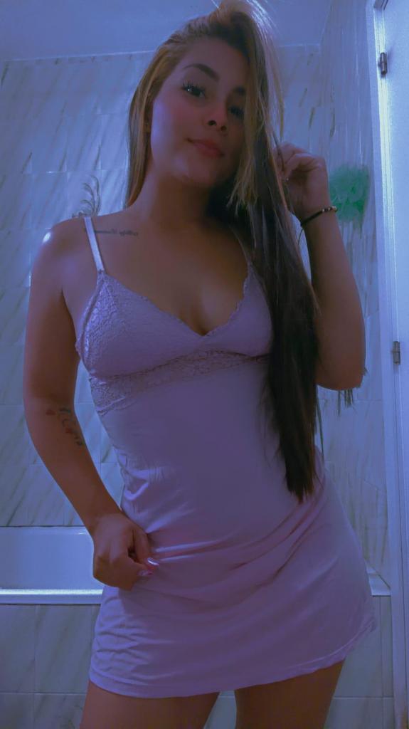 Chica busca chico en Almería: 