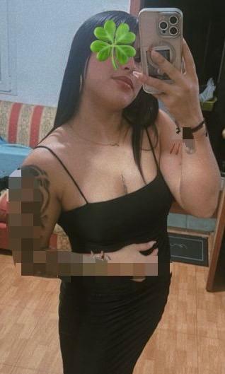 Chica busca chico en Huelva: 