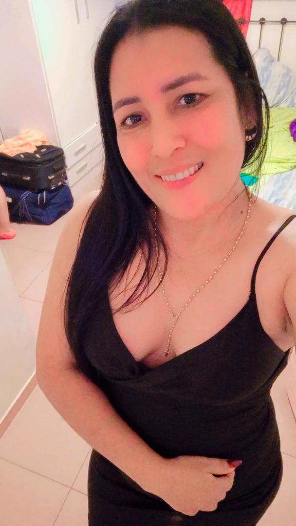 Chica busca chico en Sevilla: 