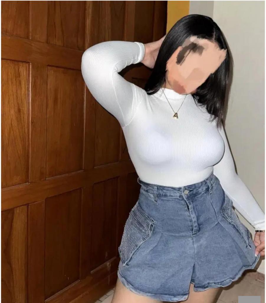 Chica busca chico en Almería: 