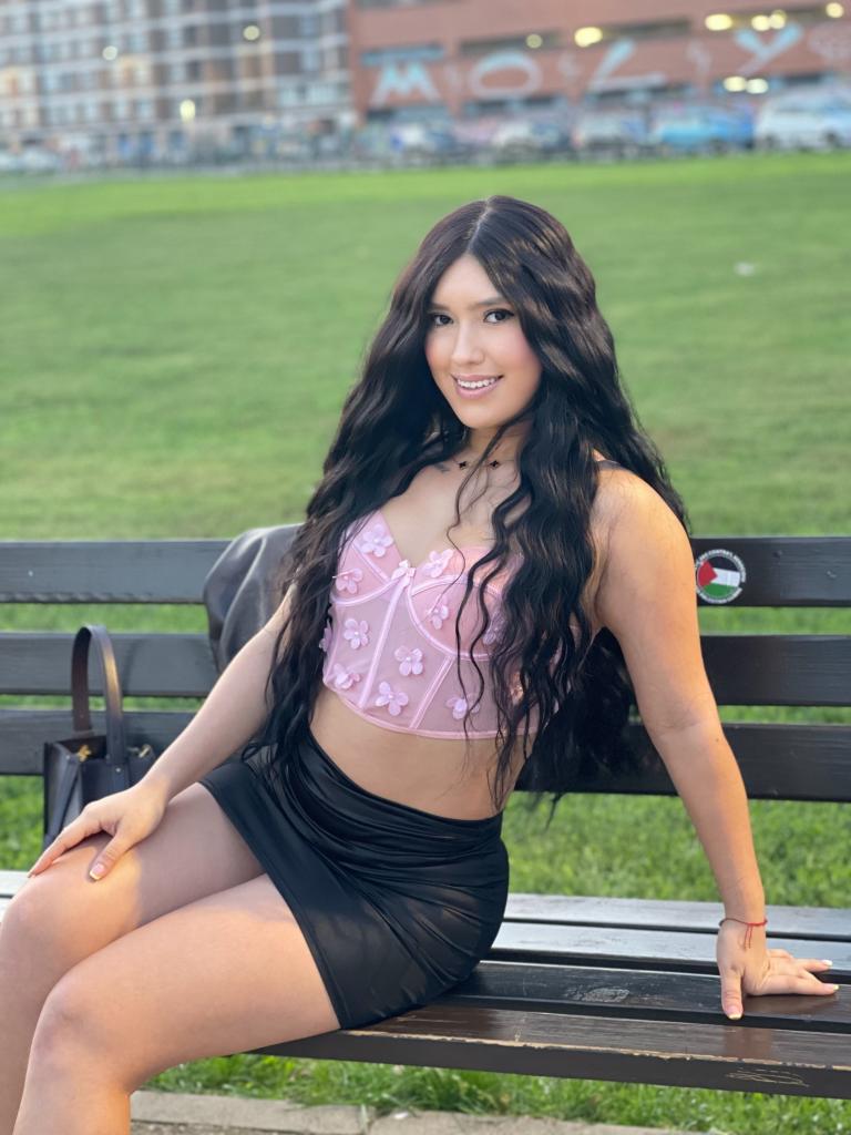 611316284: Chica busca chico en La Coruña