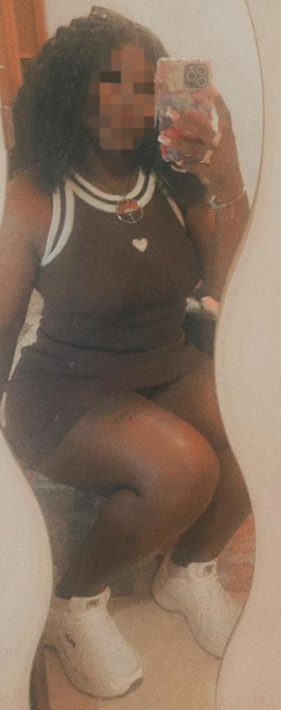 Chica busca chico en Jaén: 