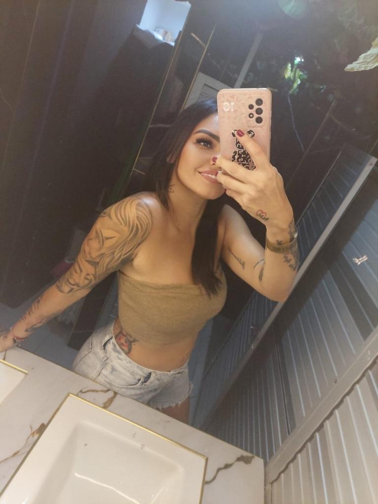 Chica busca chico en Cádiz: 