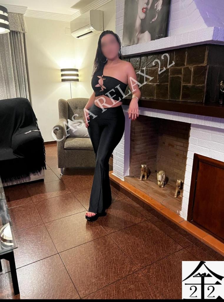 Chica busca chico en Granada: 