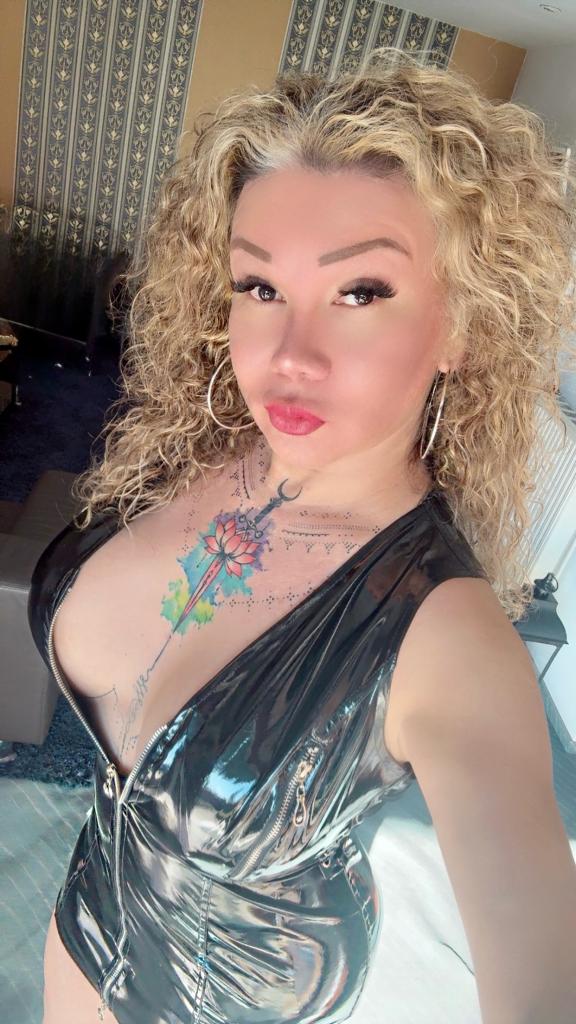 Transexual en Zaragoza: Transexuales y Travestis