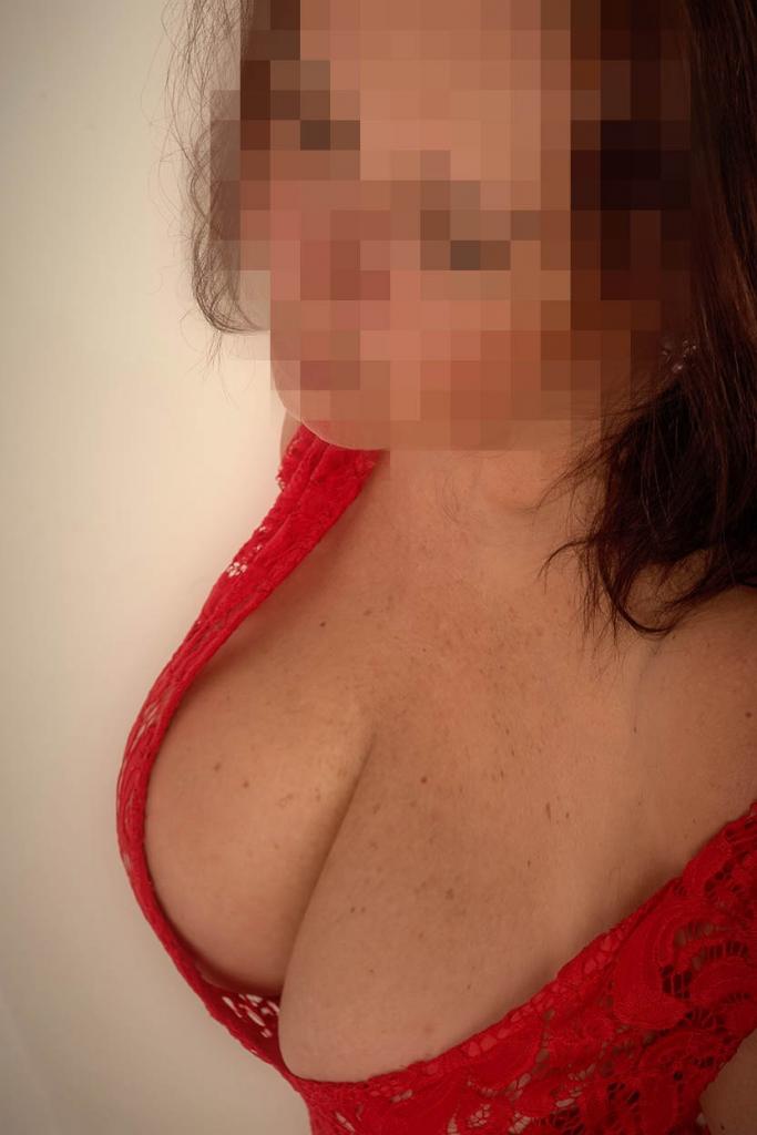 628659948: Chica busca chico en Zaragoza