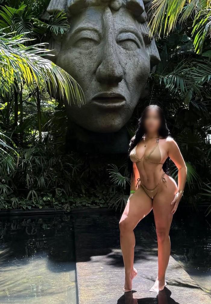 Chica busca chico en Barcelona: 