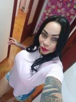 653209748: Chica busca chico en Barcelona