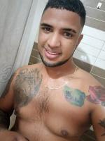 663496572: Chico busca chica en Valencia