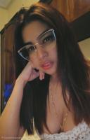 643813212: Chica busca chico en Barcelona