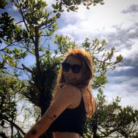 647209231: Chica busca chico en Lérida