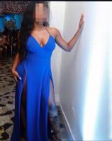 667760274: Chica busca chico en Sevilla