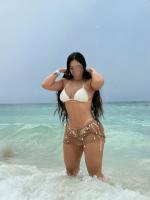 613509841: Chica busca chico en Sevilla