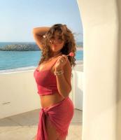 613233545: Chica busca chico en Barcelona