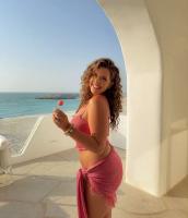 613233545: Chica busca chico en Barcelona