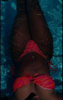 672358101: Chica busca chico en Sevilla