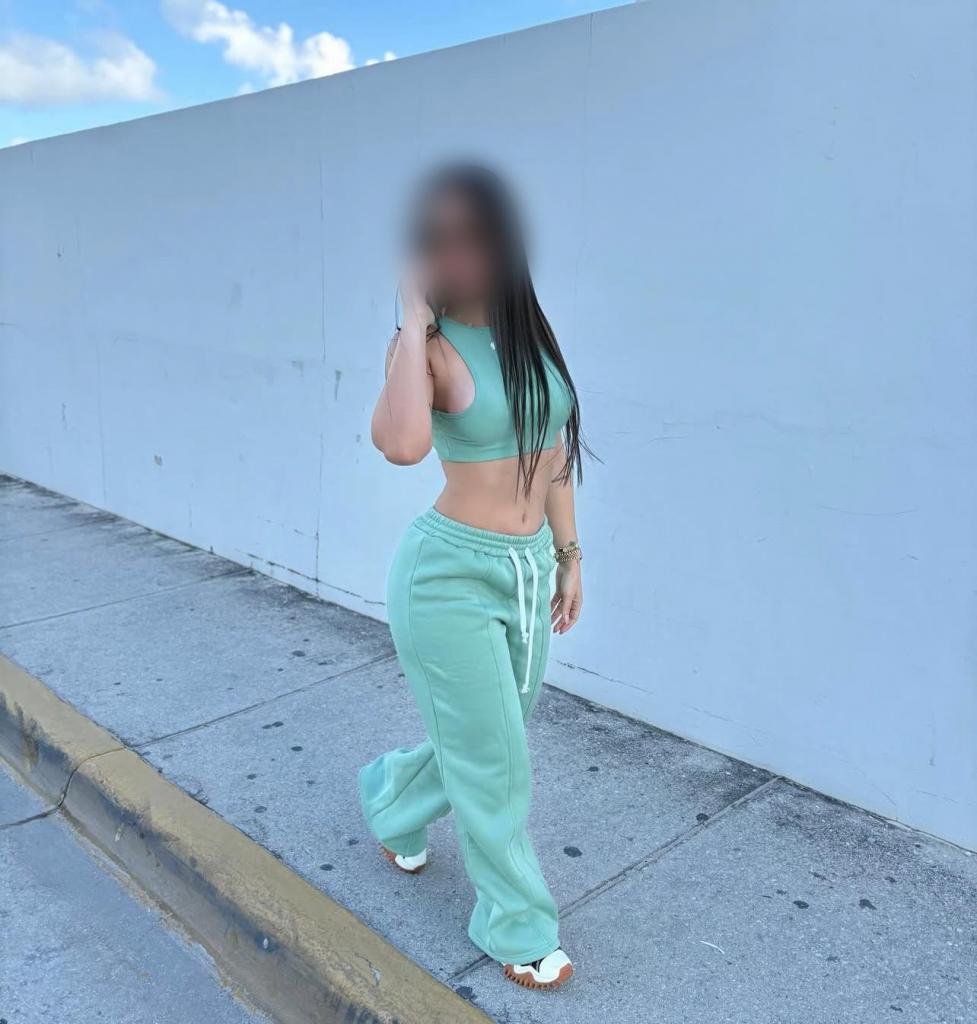 Chica busca chico en Tenerife: 