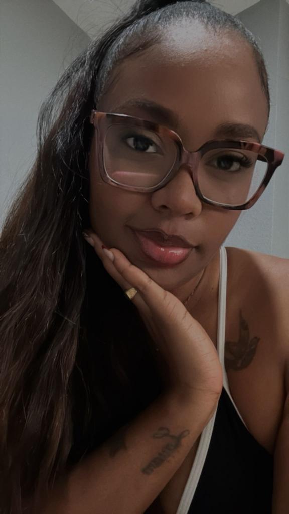 Chica busca chico en Almería: 