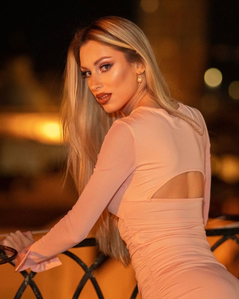 674426060: Chica busca chico en Alicante