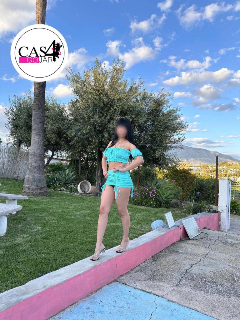 Chica busca chico en Granada: 