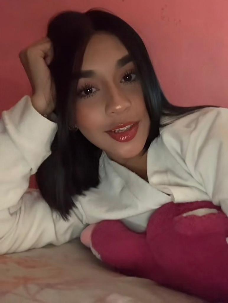 Chica busca chico en Granada: 