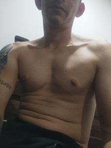 Chico busca chica en Granada: 
