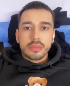 Chica busca chico en Barcelona: 