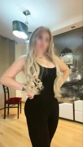 664371969: Chica busca chico en Almería