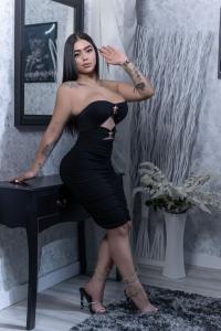 613450897: Chica busca chico en Barcelona