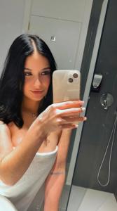 Chica busca chico en Alicante: Chica busca chico