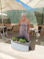 645940307: Chica busca chico en Barcelona