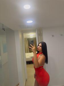 Chica busca chico en Granada: 