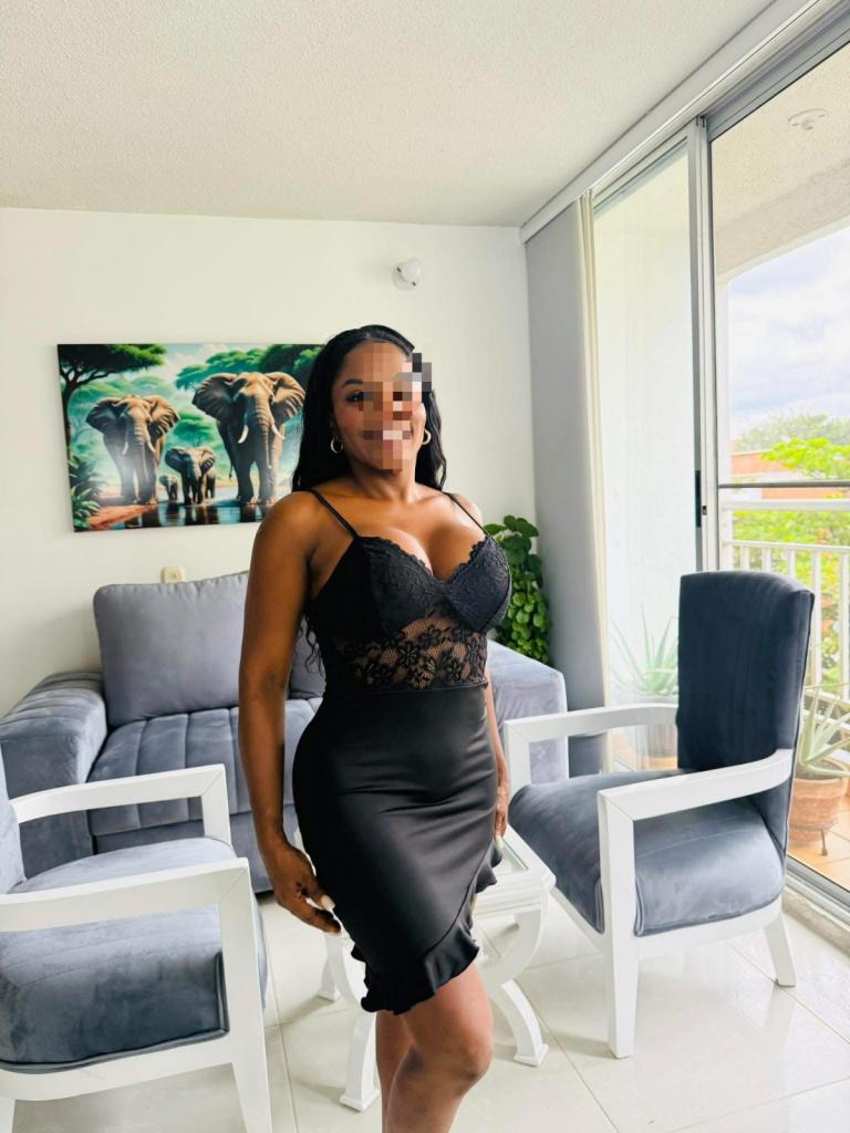 Chica busca chico en Cádiz: 