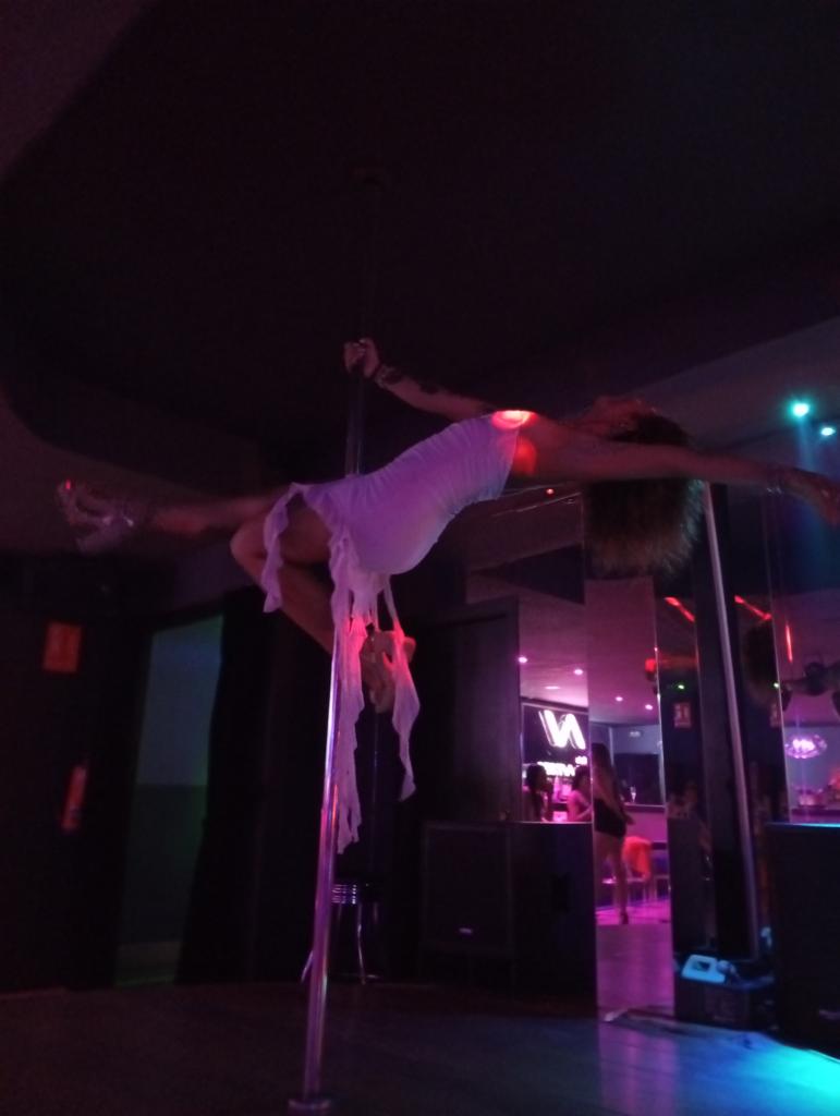 637619523: Chica busca chico en Cádiz