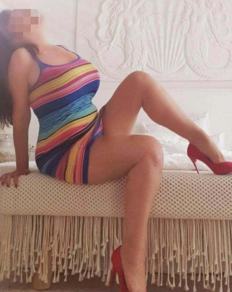 628134298: Chica busca chico en Segovia