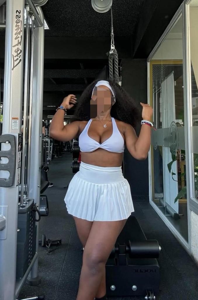 Chica busca chico en Granada: 