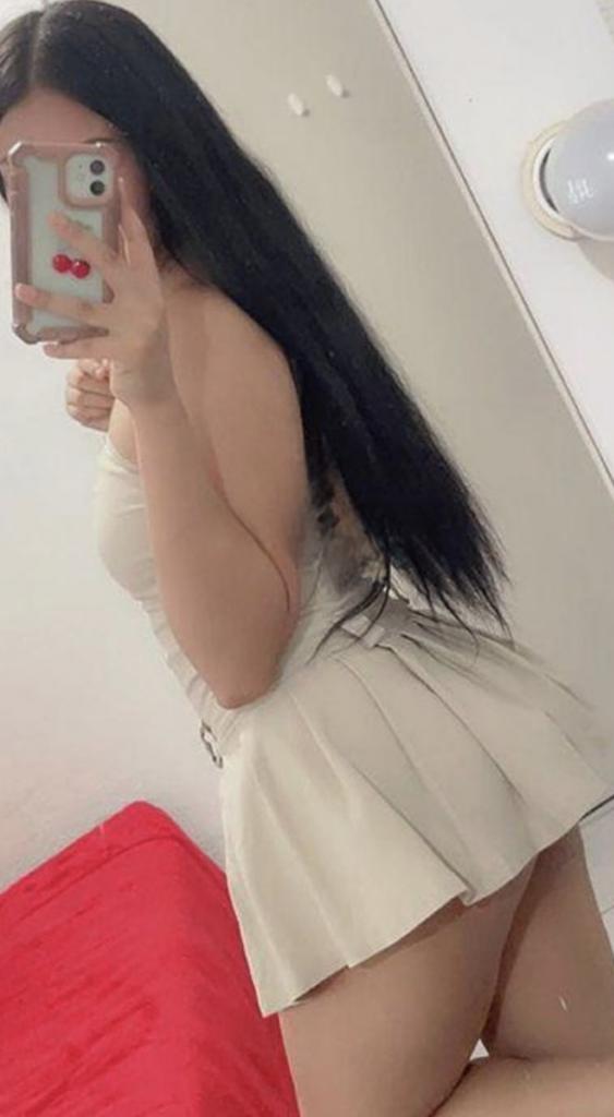 632966413: Chica busca chico en Segovia