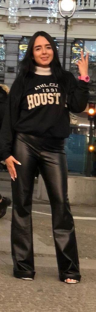 Chica busca chico en La Rioja: 