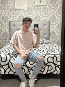 613850779: Chico busca chica en Ibiza